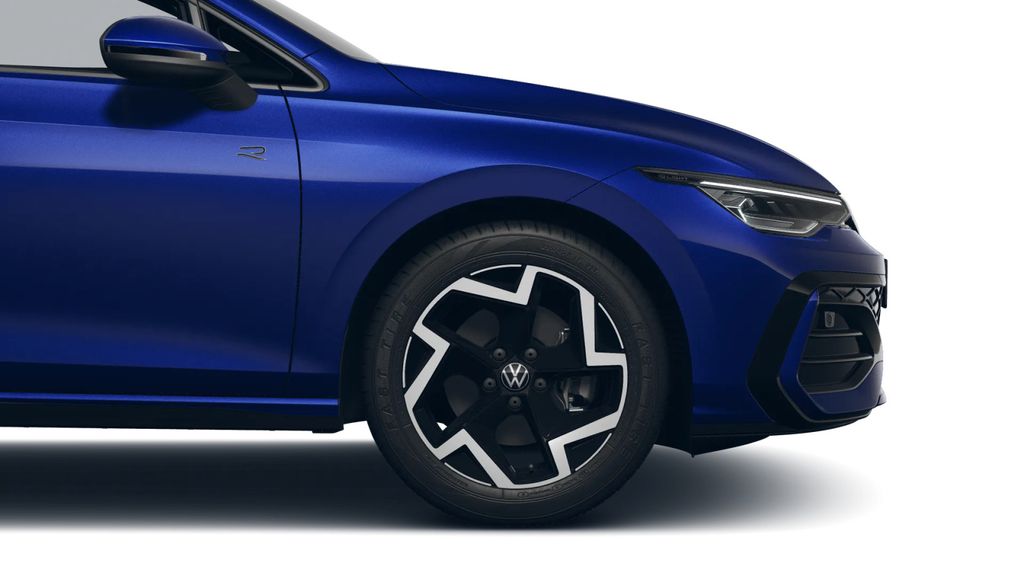 Volkswagen Golf 2025 г. Синий, пробег 22900 км