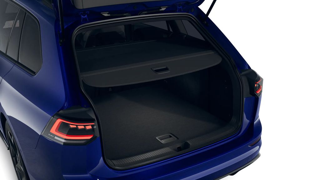 Volkswagen Golf 2025 г. Синий, пробег 22900 км