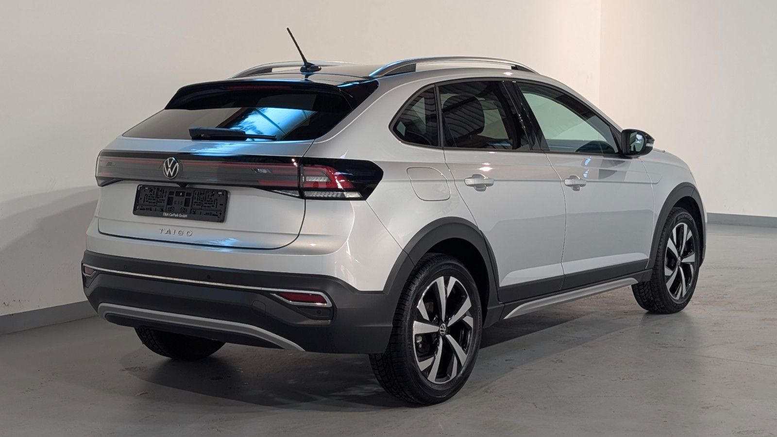 Volkswagen Taigo 2022 г. Серебристый, пробег 20199 км