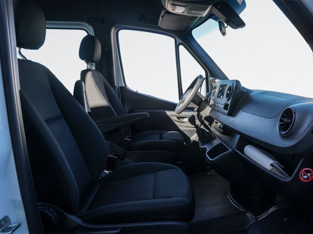 Mercedes-Benz SPRINTER 2021 г. Белый, пробег 55518 км