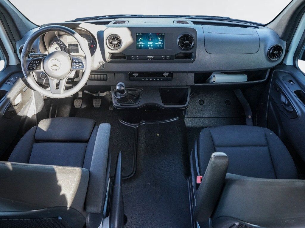 Mercedes-Benz SPRINTER 2021 г. Белый, пробег 55518 км