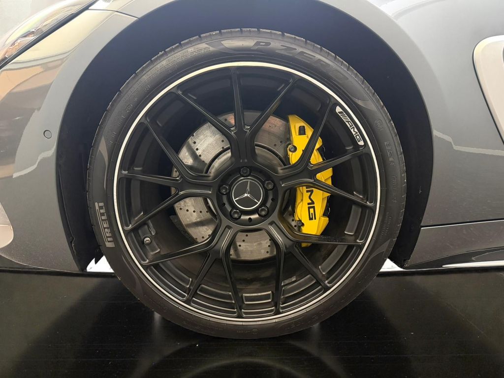 Mercedes-Benz AMG GT 2023 г. Серый, пробег 21900 км