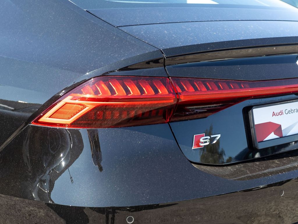 Audi S7 2023 г. Чёрный, пробег 22120 км