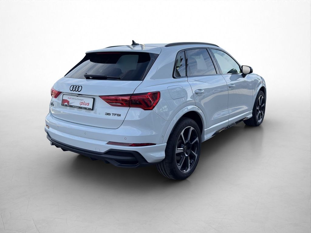 Audi Q3 2024 г. Белый, пробег 32900 км