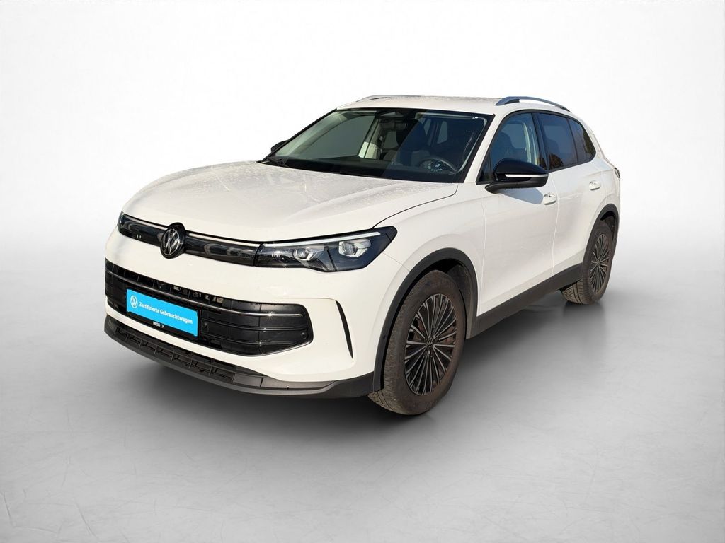Volkswagen Tiguan 2026 г. Белый, пробег 26400 км