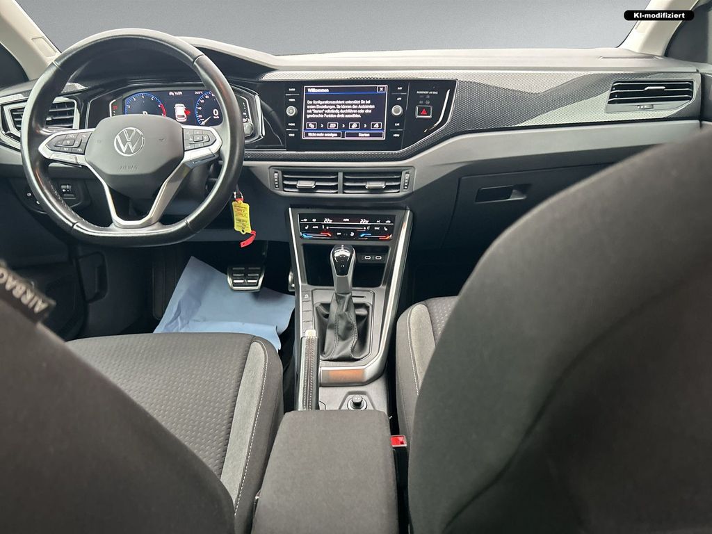 Volkswagen Polo 2023 г. Серый, пробег 57680 км