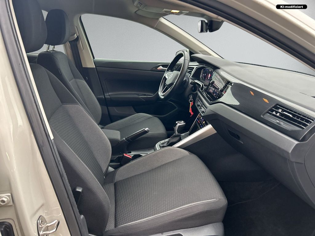 Volkswagen Polo 2023 г. Серый, пробег 57680 км