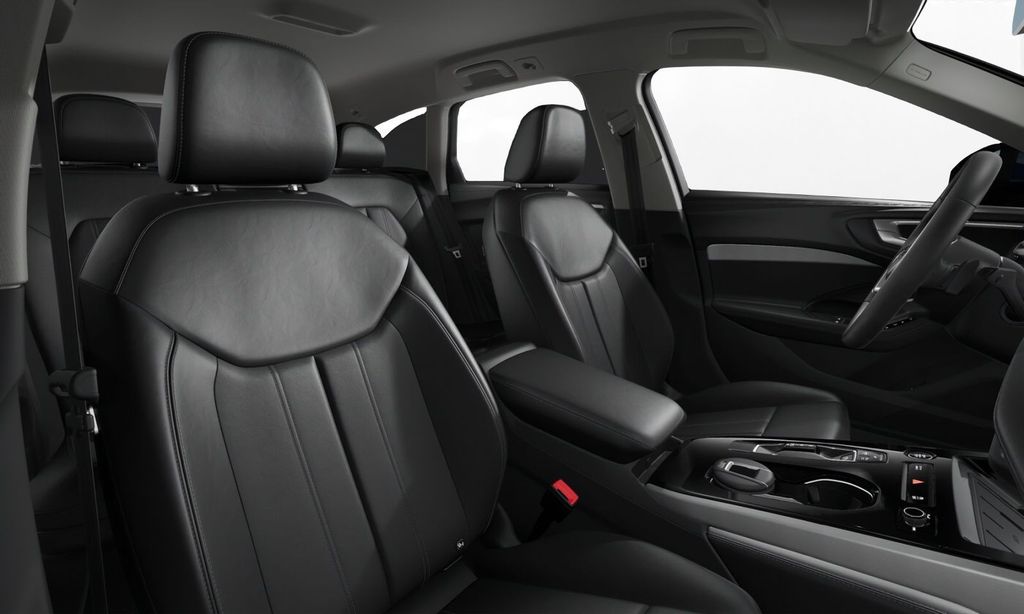 Audi A5 2026 г. Синий, пробег 28220 км