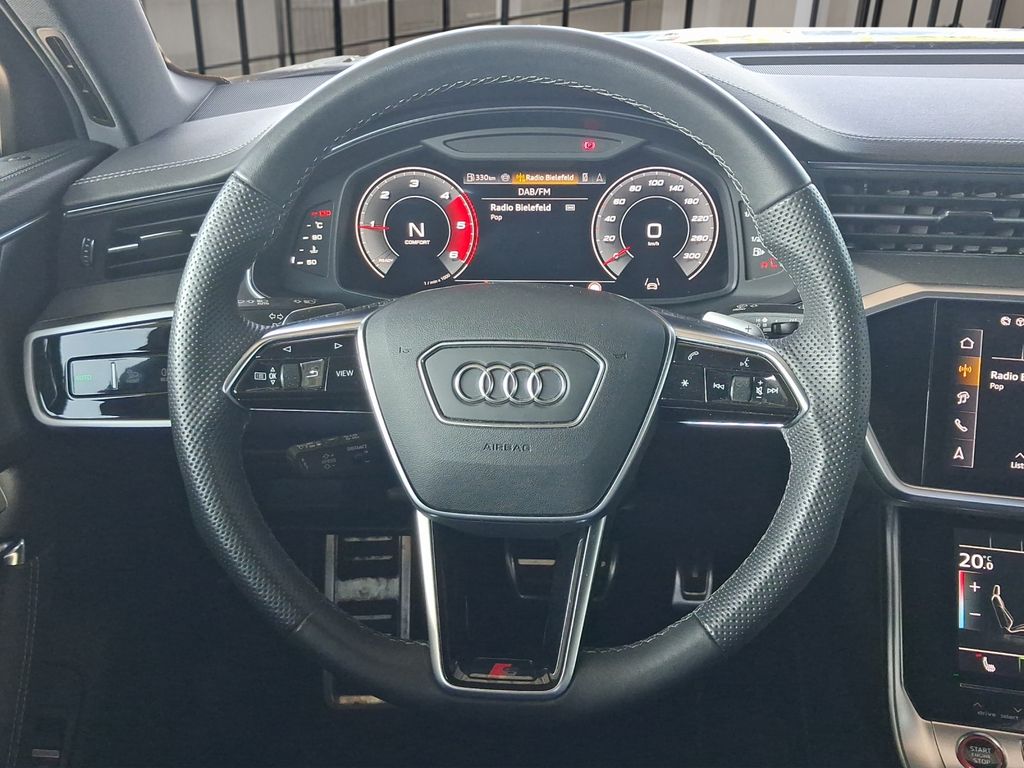 Audi S6 2023 г. Чёрный, пробег 40560 км