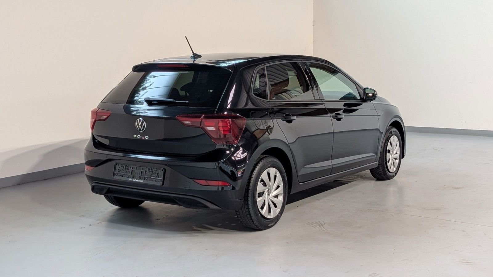 Volkswagen Polo 2023 г. Чёрный, пробег 46099 км