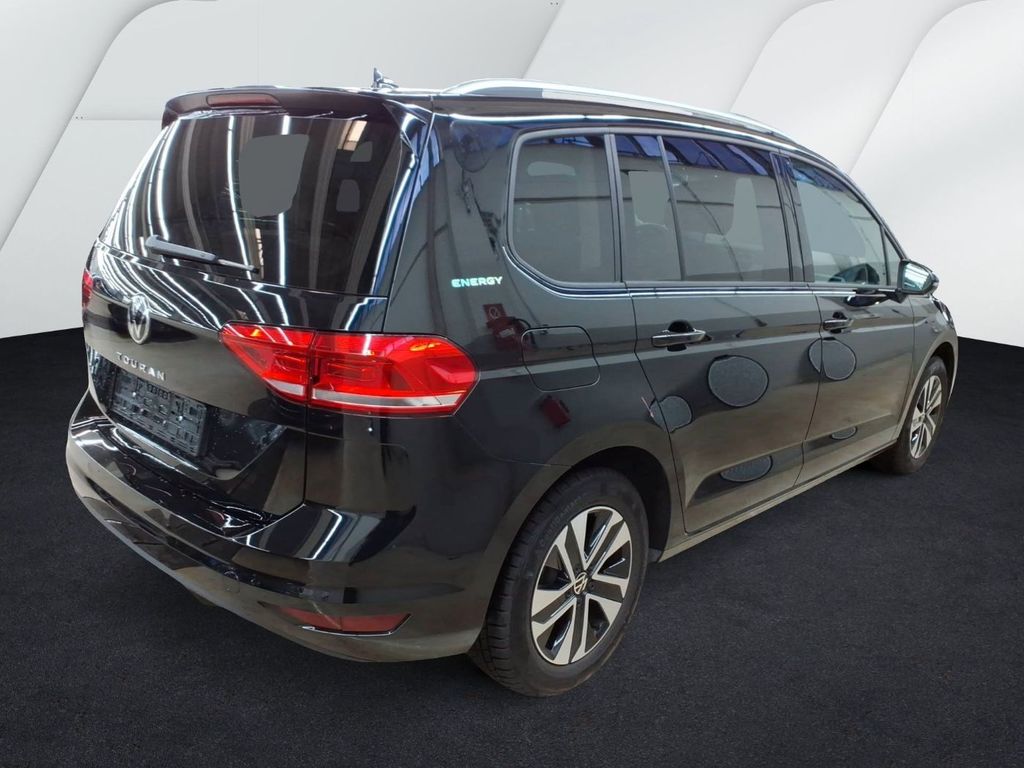 Volkswagen Touran 2026 г. Чёрный, пробег 25366 км