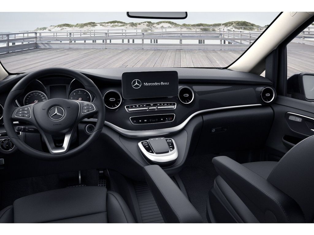Mercedes-Benz V 300 2023 г. Чёрный, пробег 54498 км