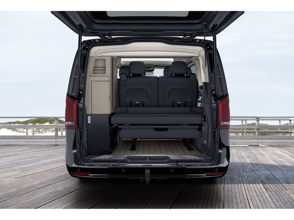 Mercedes-Benz V 300 2023 г. Чёрный, пробег 54498 км