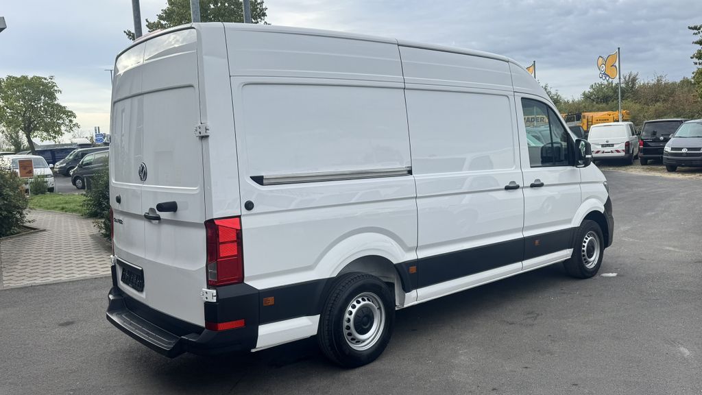 Volkswagen CRAFTER 2022 г. Белый, пробег 58000 км