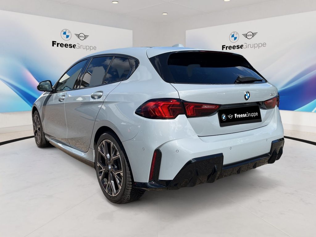 BMW 120 2025 г. Серебристый, пробег 8885 км