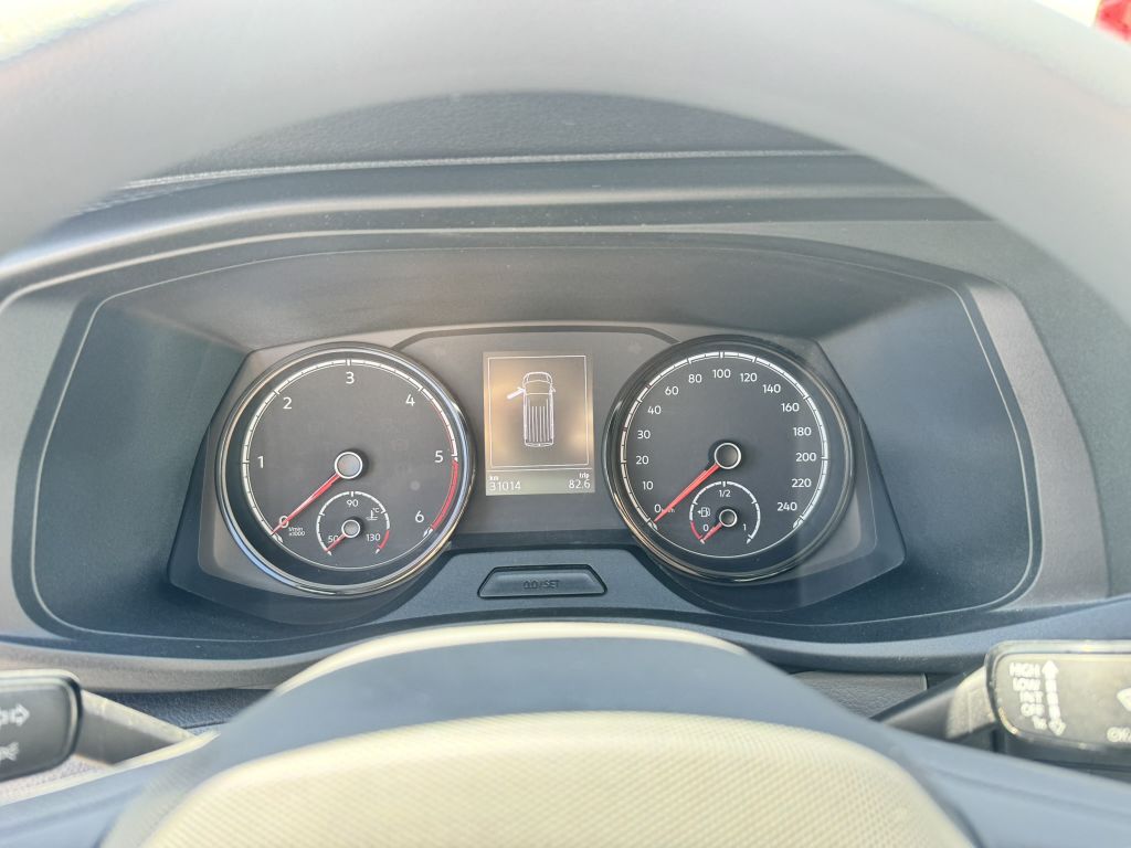 Volkswagen T6 TRANSPORTER 2023 г. Белый, пробег 31000 км