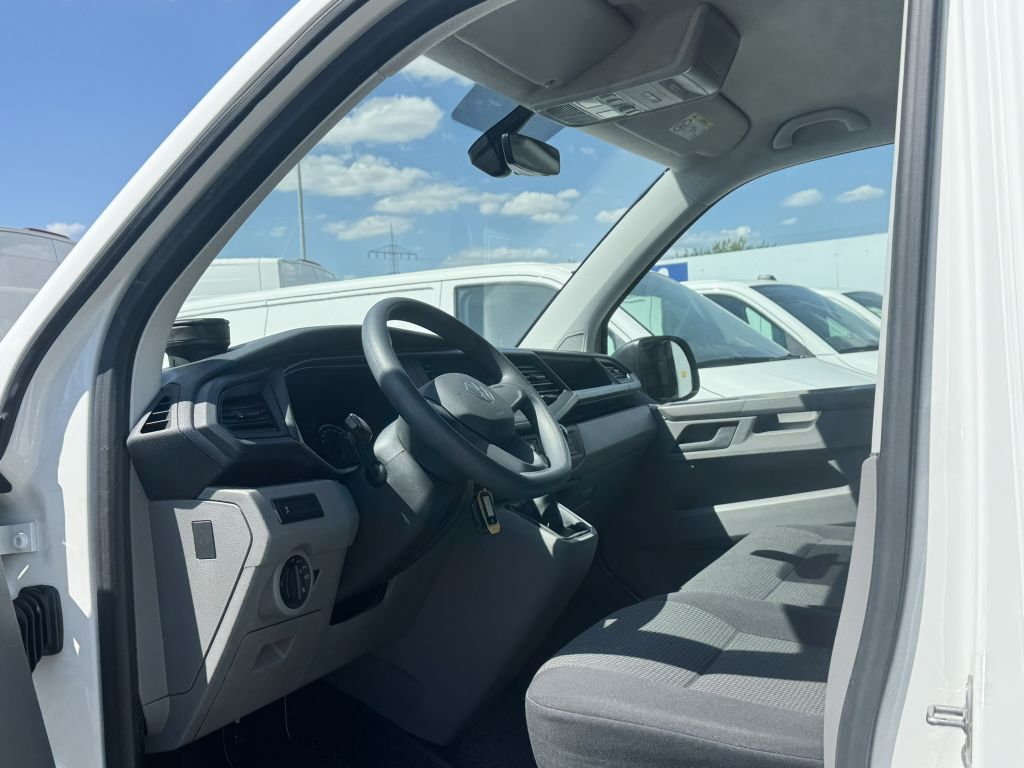 Volkswagen T6 TRANSPORTER 2023 г. Белый, пробег 31000 км