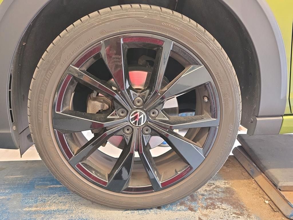 Volkswagen Taigo 2022 г. Зелёный, пробег 37253 км