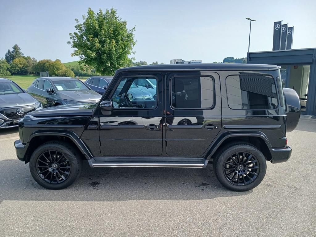 Mercedes-Benz G 350 2022 г. Чёрный, пробег 59364 км