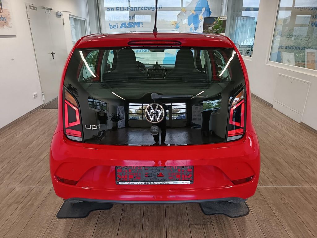 Volkswagen up! 2022 г. Красный, пробег 44597 км