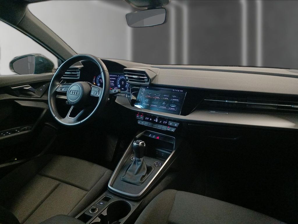 Audi A3 2022 г. Серый, пробег 41697 км