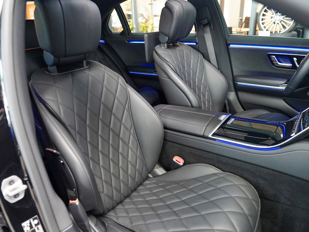 Mercedes-Benz S 450 2025 г. Чёрный, пробег 28552 км