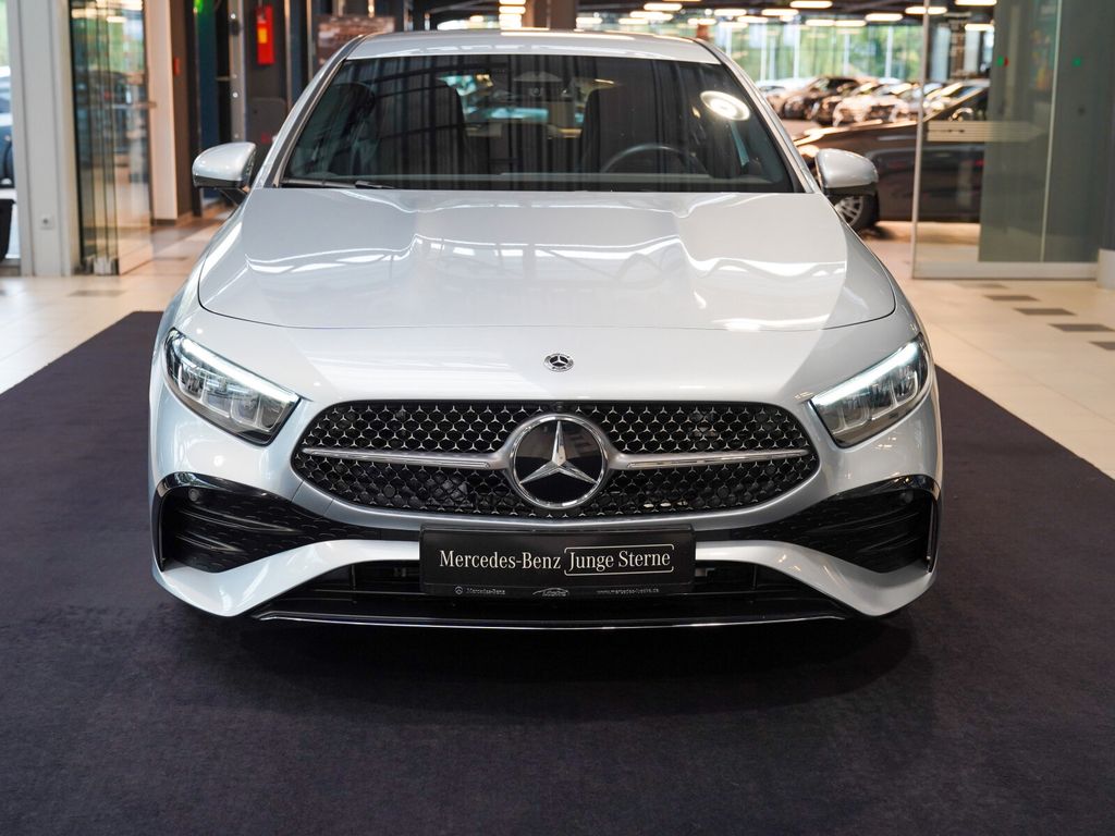 Mercedes-Benz A 200 2025 г. Серебристый, пробег 31090 км