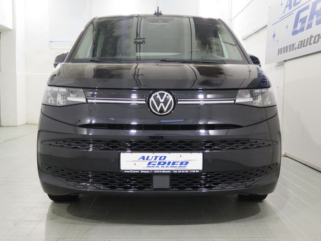 Volkswagen T7 MULTIVAN 2024 г. Чёрный, пробег 44300 км