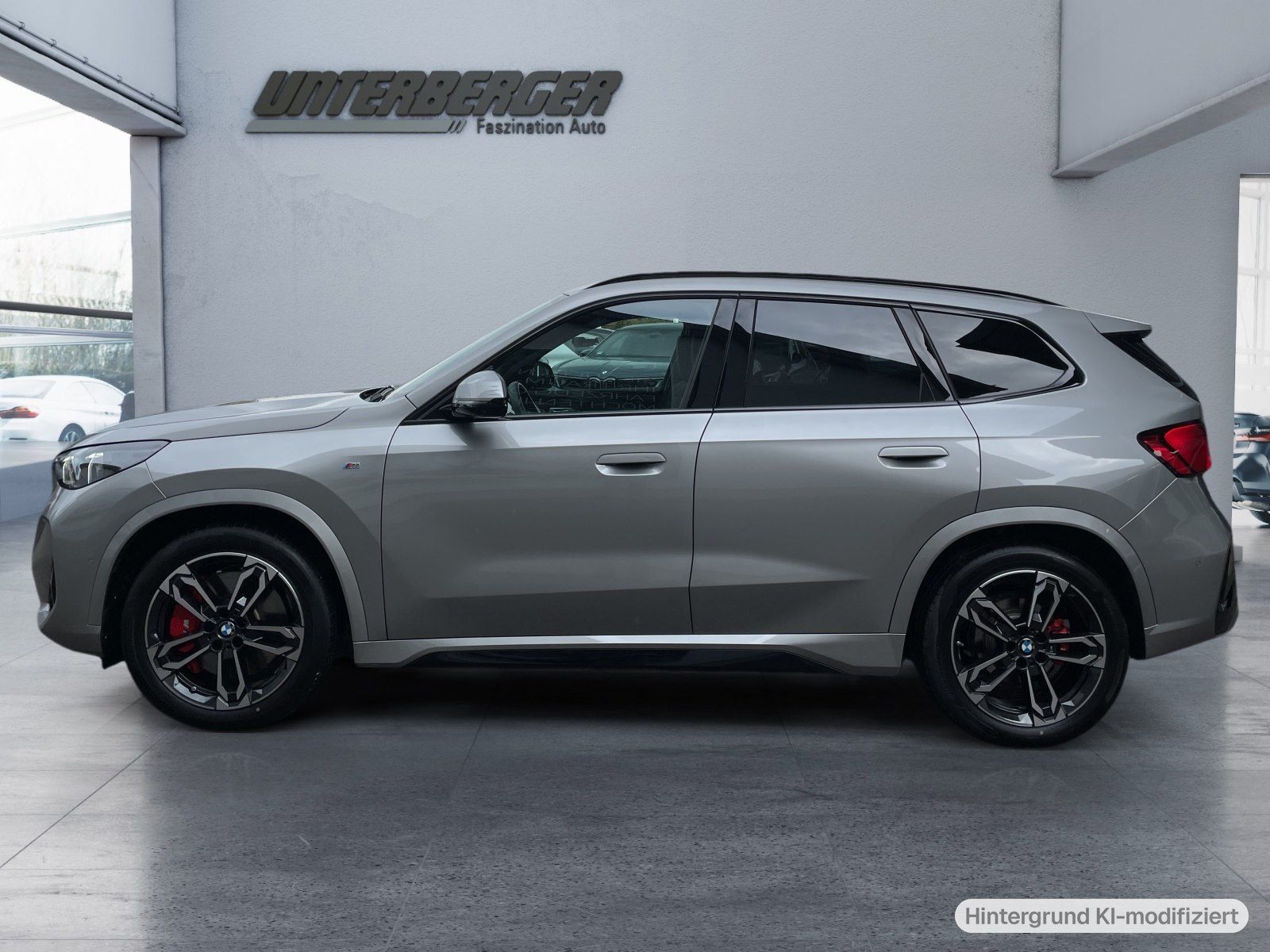 BMW X1 2025 г. Серебристый, пробег 5215 км