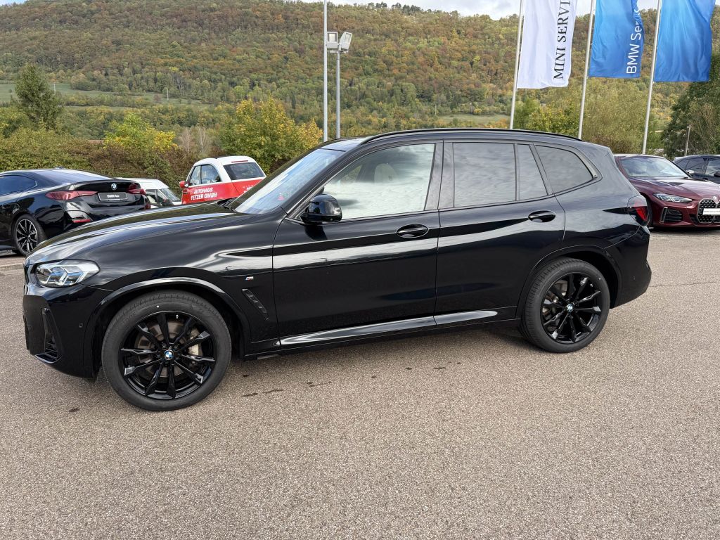 BMW X3 2022 г. Чёрный, пробег 32200 км