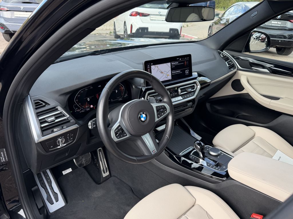 BMW X3 2022 г. Чёрный, пробег 32200 км
