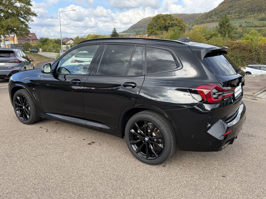 BMW X3 2022 г. Чёрный, пробег 32200 км