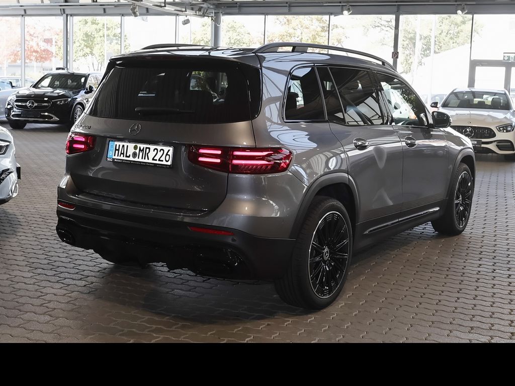 Mercedes-Benz GLB 250 2026 г. Серый, пробег 10000 км