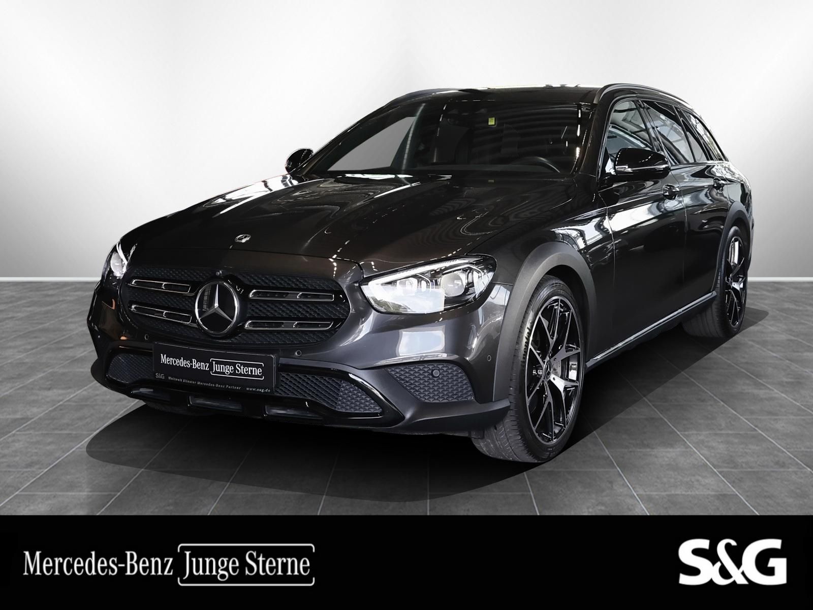 Mercedes-Benz E 450 2023 г. Серый, пробег 33840 км