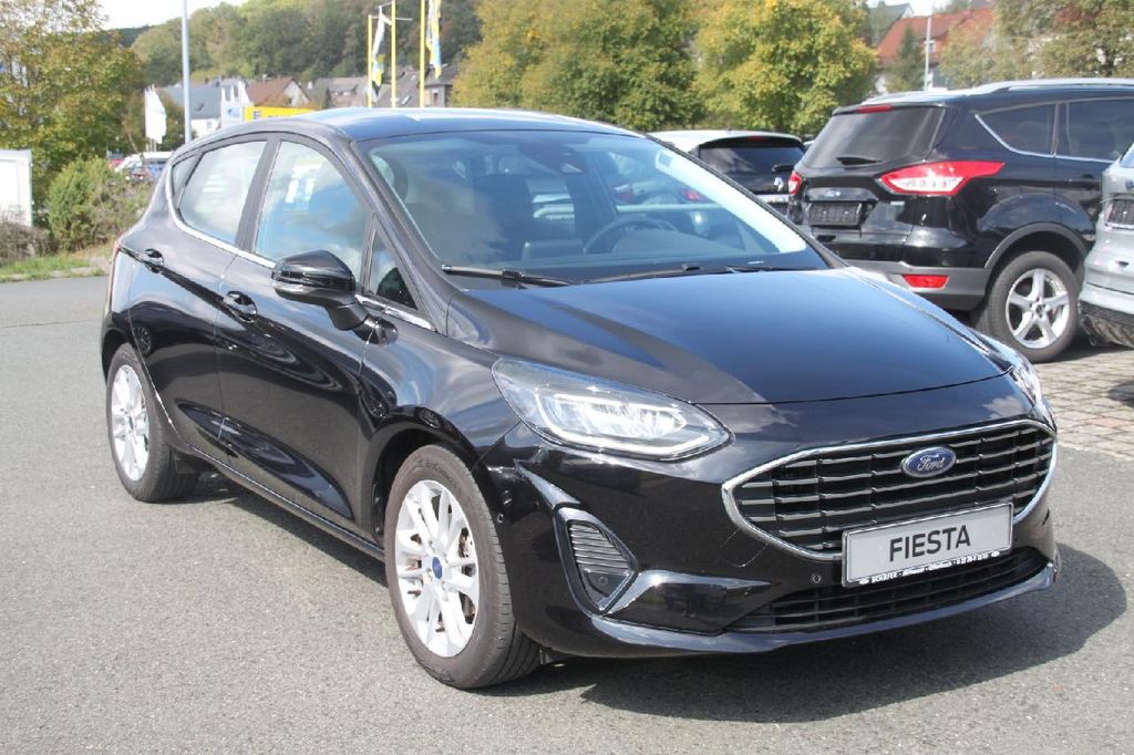 Ford Fiesta 2022 г. Чёрный, пробег 43100 км