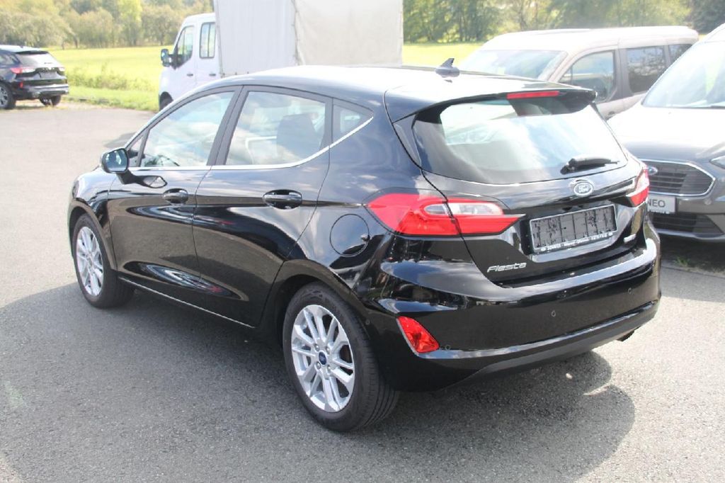 Ford Fiesta 2022 г. Чёрный, пробег 43100 км