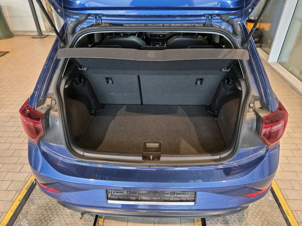 Volkswagen Polo 2022 г. Синий, пробег 32000 км