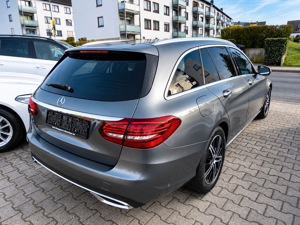 Mercedes-Benz C 220 2021 г. Серый, пробег 49000 км