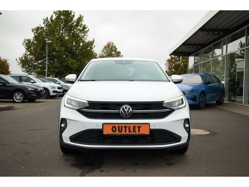 Volkswagen Taigo 2022 г. Белый, пробег 47769 км