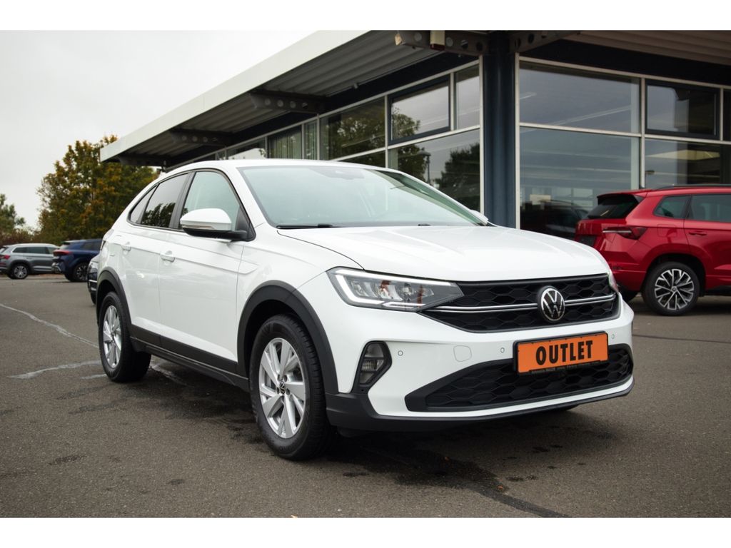 Volkswagen Taigo 2022 г. Белый, пробег 47769 км
