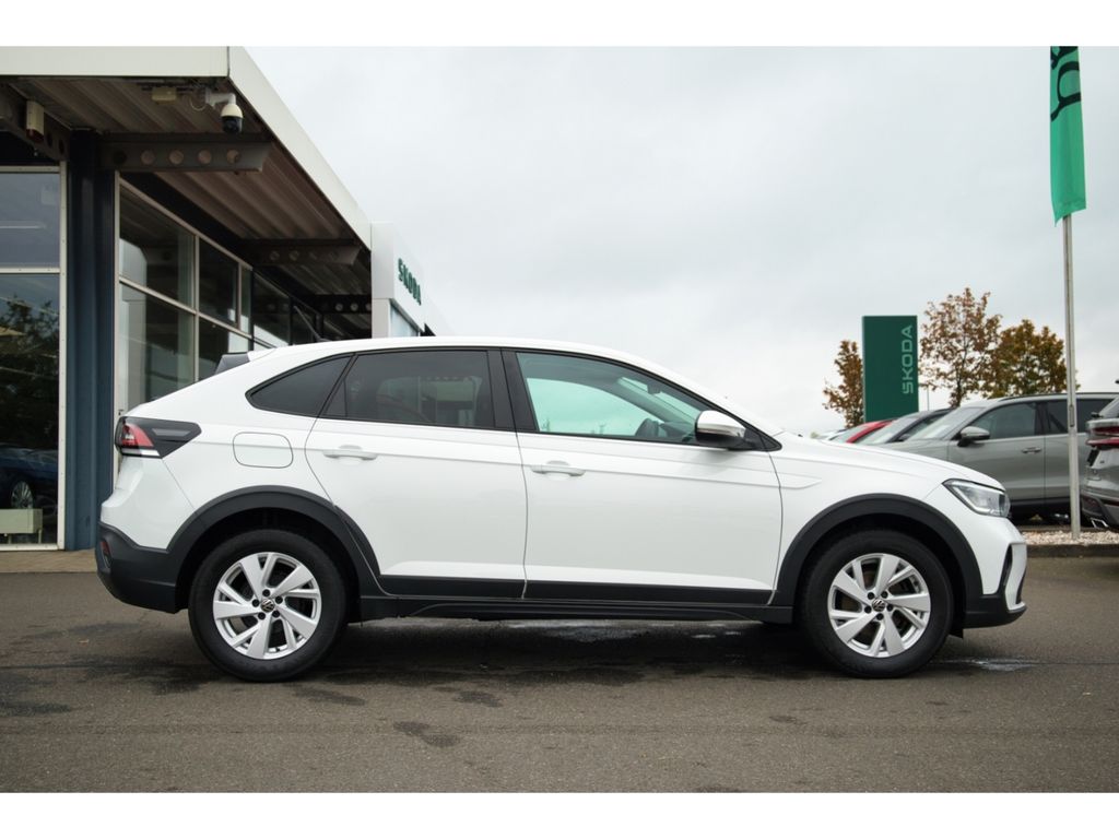 Volkswagen Taigo 2022 г. Белый, пробег 47769 км