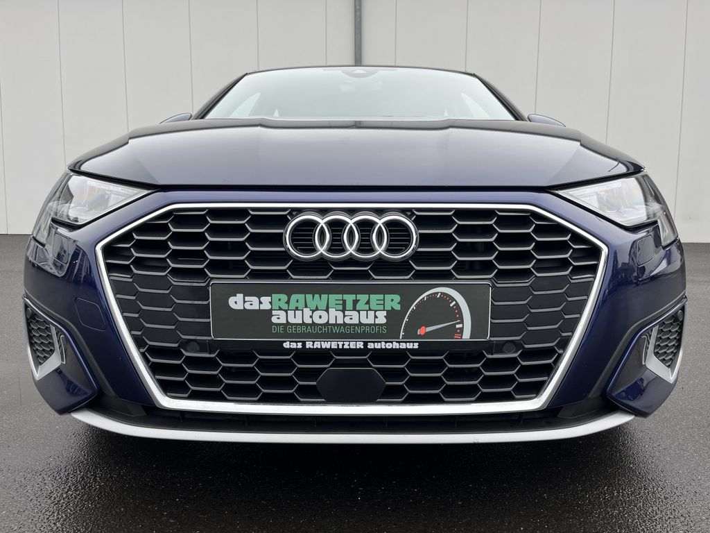 Audi A3 2022 г. Синий, пробег 29987 км