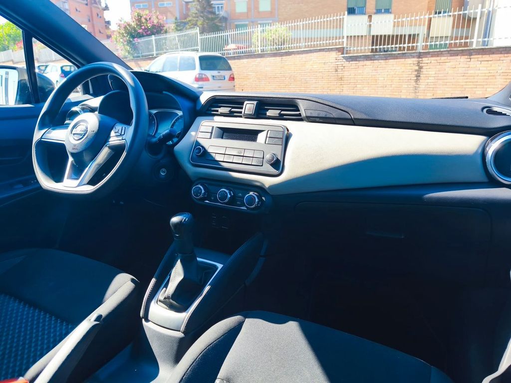 Nissan Micra 2021 г. Белый, пробег 56000 км