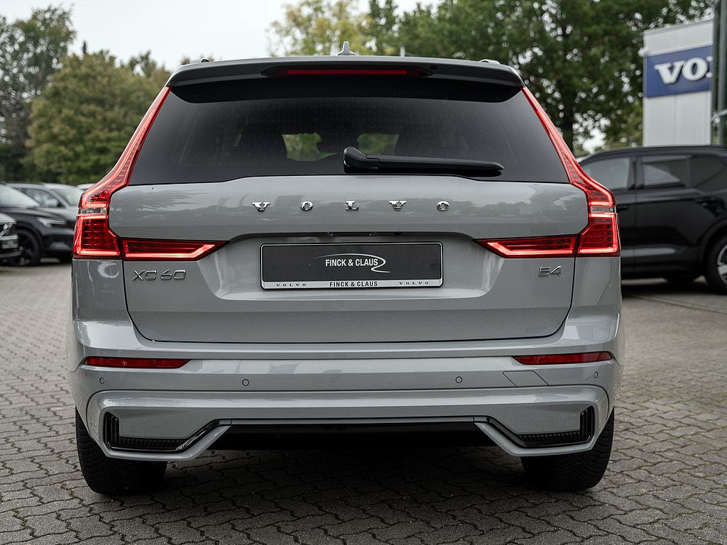 Volvo XC60 2023 г. Серый, пробег 50000 км
