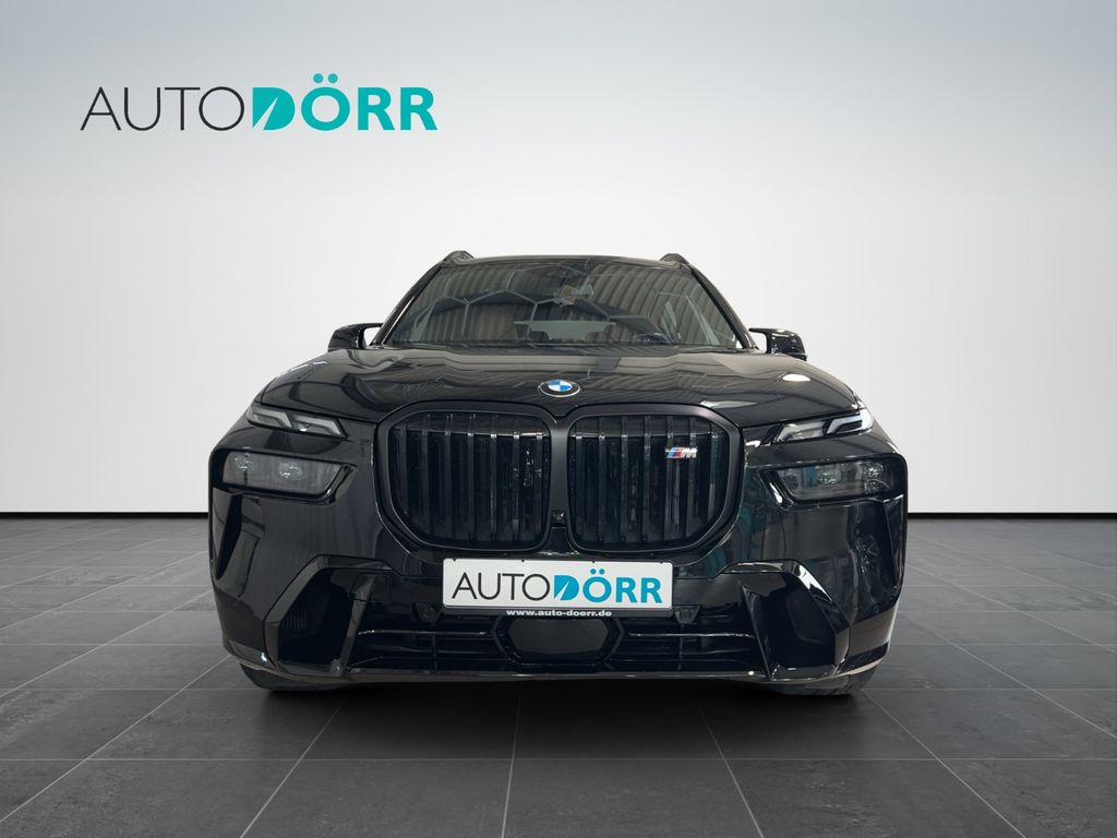 BMW X7 2023 г. Чёрный, пробег 38200 км