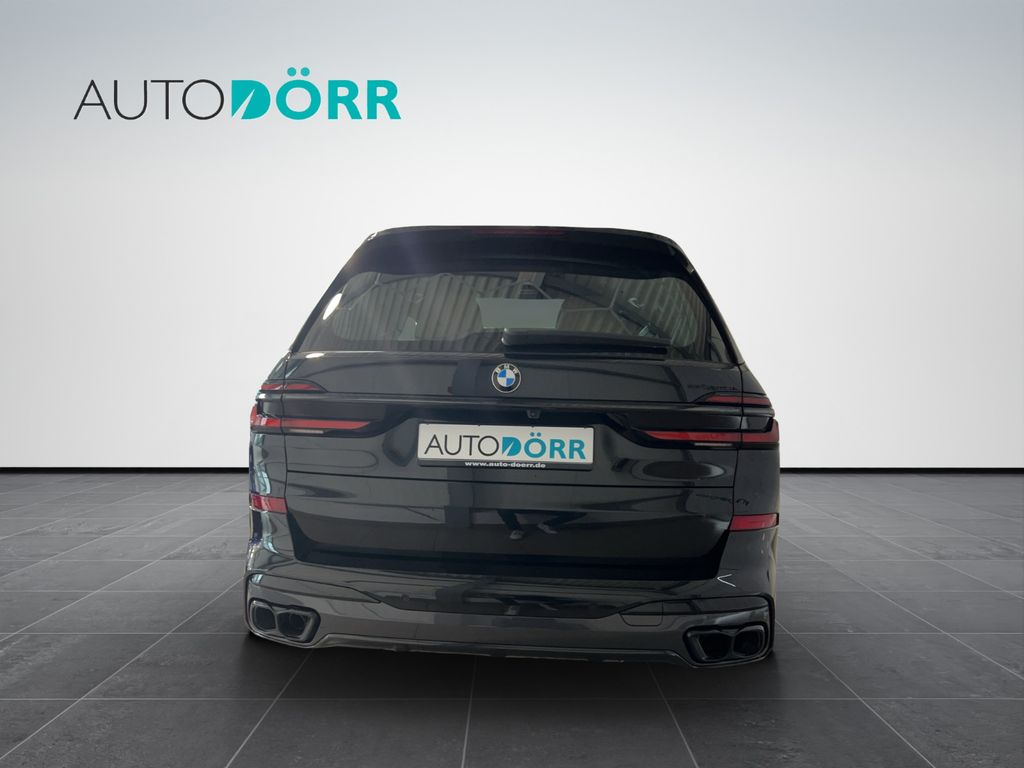 BMW X7 2023 г. Чёрный, пробег 38200 км