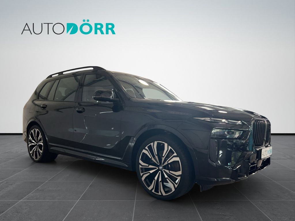 BMW X7 2023 г. Чёрный, пробег 38200 км