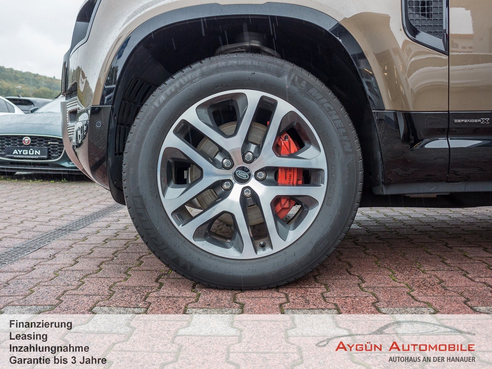Land Rover Defender 2022 г. Коричневый, пробег 48039 км