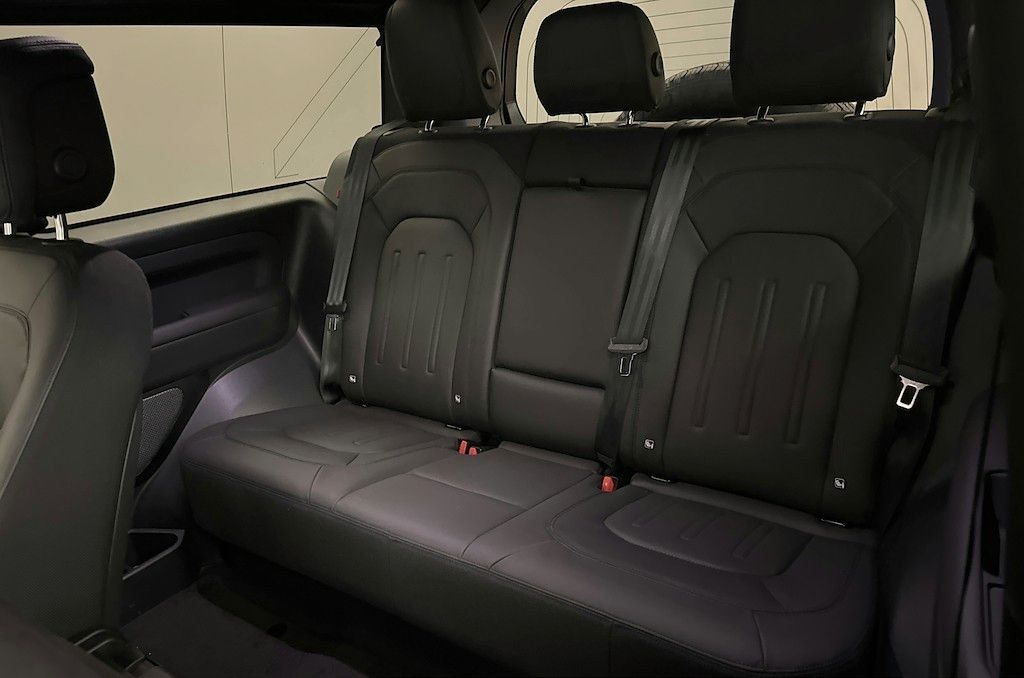 Land Rover Defender 2022 г. Коричневый, пробег 48039 км