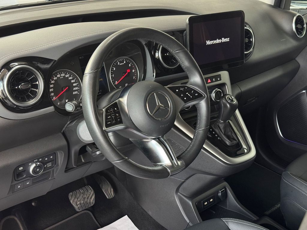 Mercedes-Benz T-CLASS 2025 г. Чёрный, пробег 43964 км